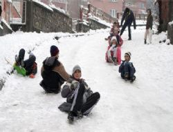 Hakkari’de okullar tatil edildi